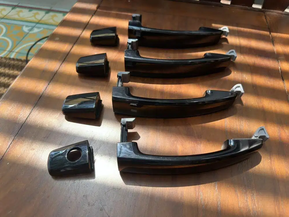Tarikan pintu Captiva 2011 asli