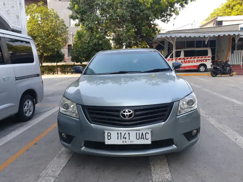 Camry 2.4 G tahun 2010