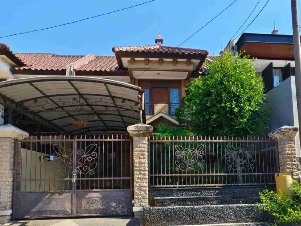Rumah Dian Istana Cluster Taman Ratu Bagus Terawat & Siap Huni. Surabaya Barat.