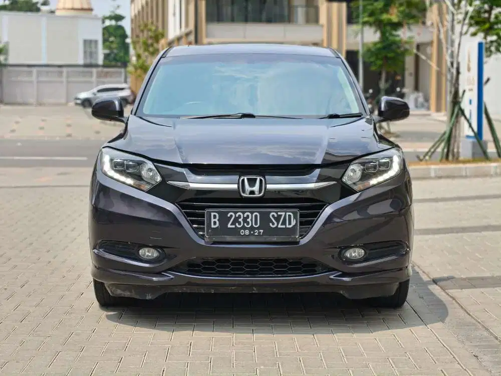 HONDA HRV 1.8 PRESTIGE AT 2017 - LOW KM & SIAP PAKAI