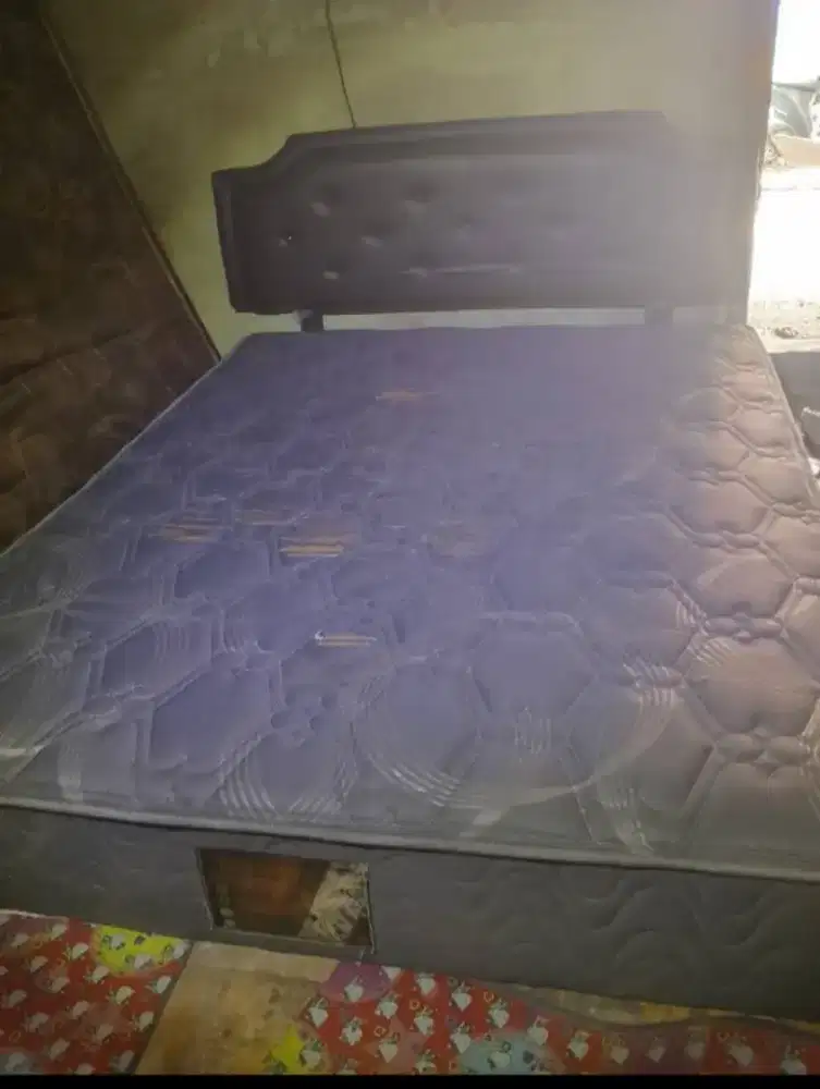 Springbed deluxe no 1. Edisi pulang kampung
