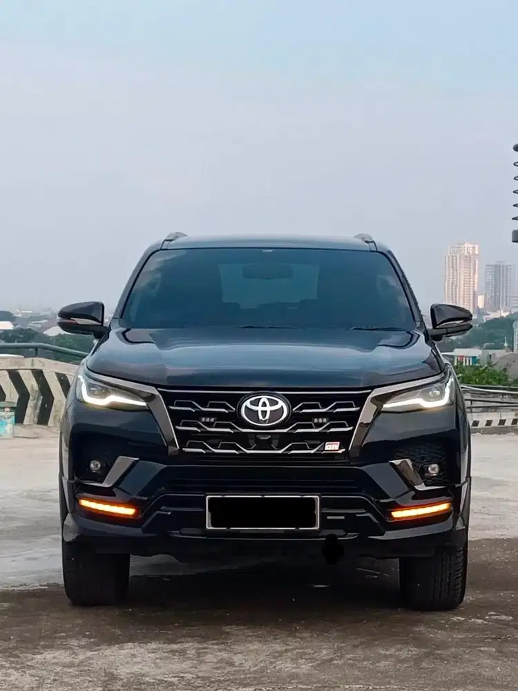 Fortuner GR 2.8 2022/2023
