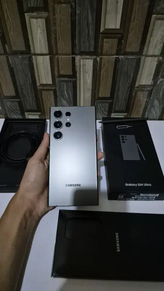 Samsung S24 ultra 12/256 fullset