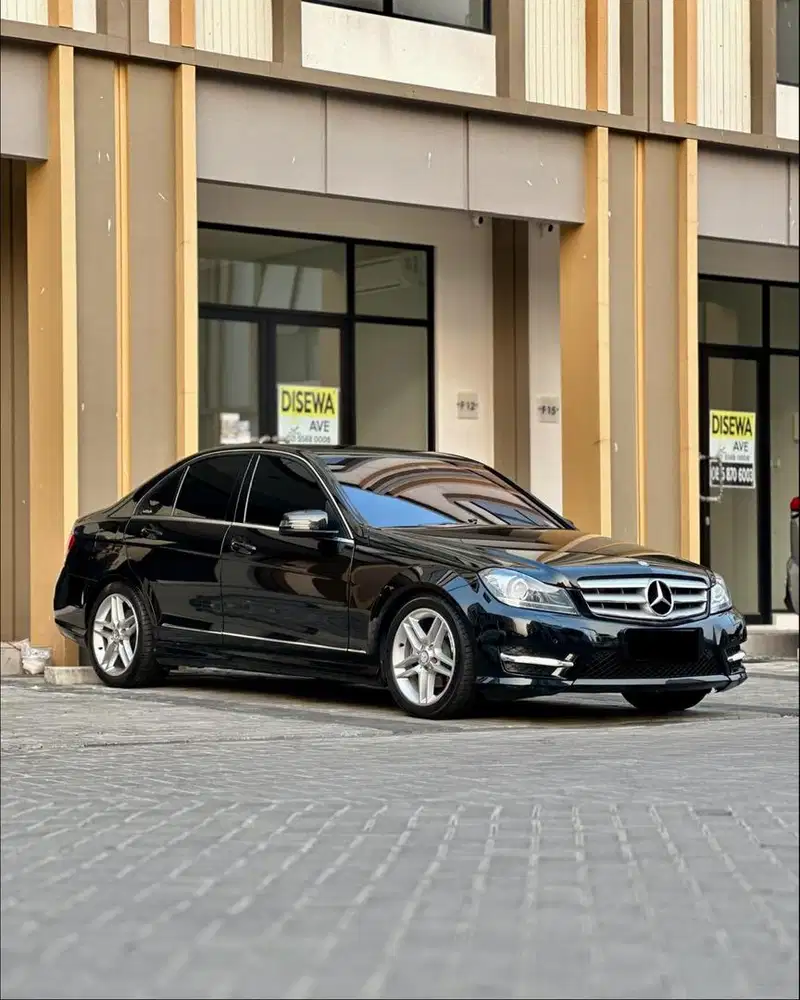 MERCEDES-BENZ C250 2012 W204