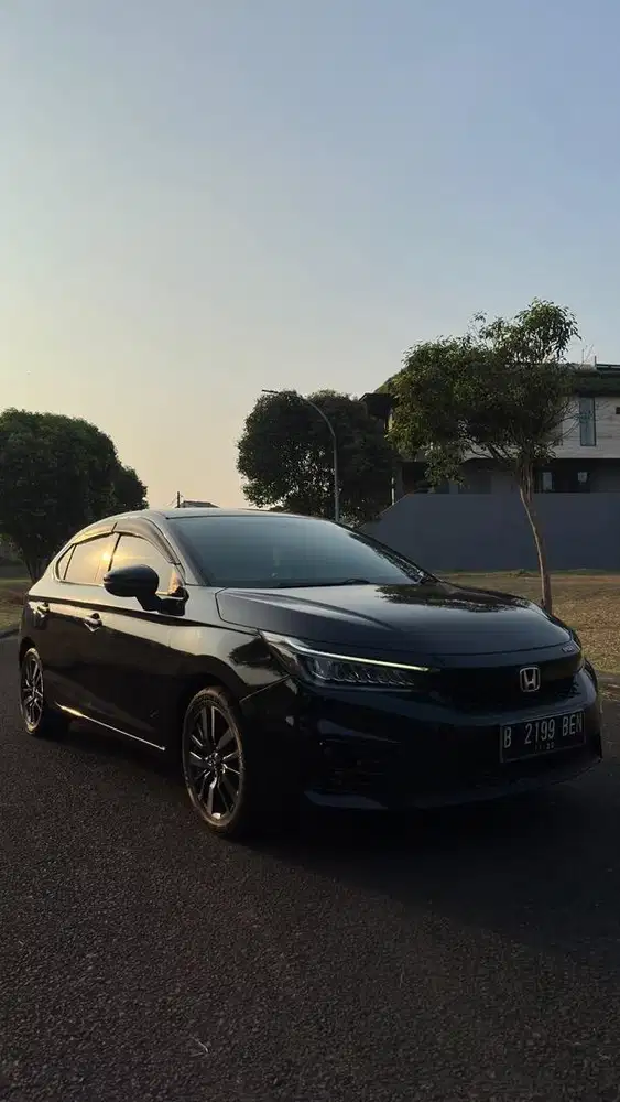Honda City 1.5 Hatchback RS Bensin-AT  Tahun 2021