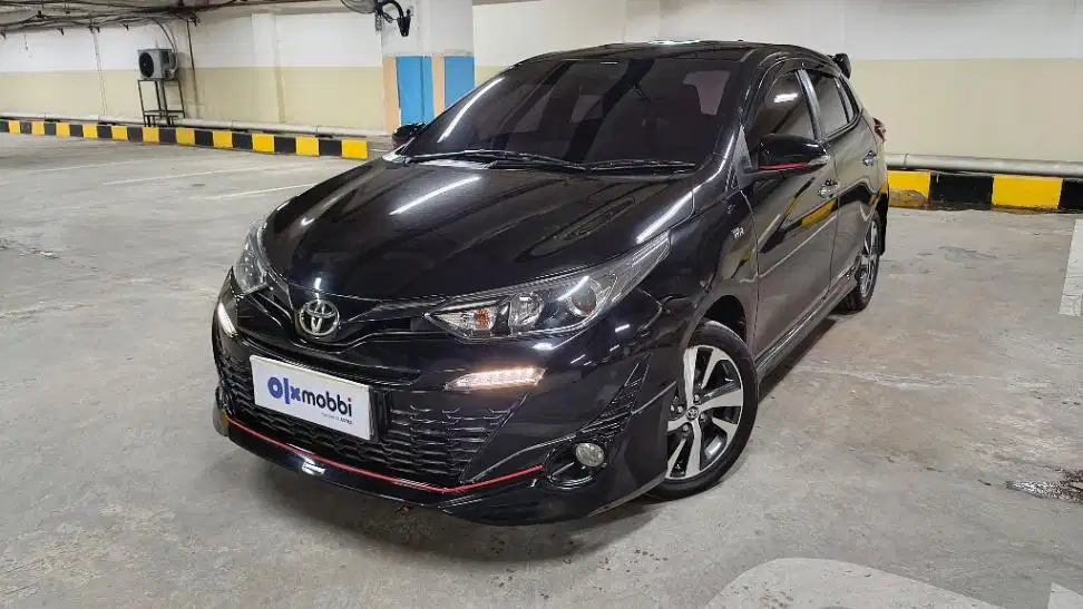 DP MURAH Toyota Yaris 1.5 TRD Sportivo Bensin-AT 2018 Hitam CCYCB