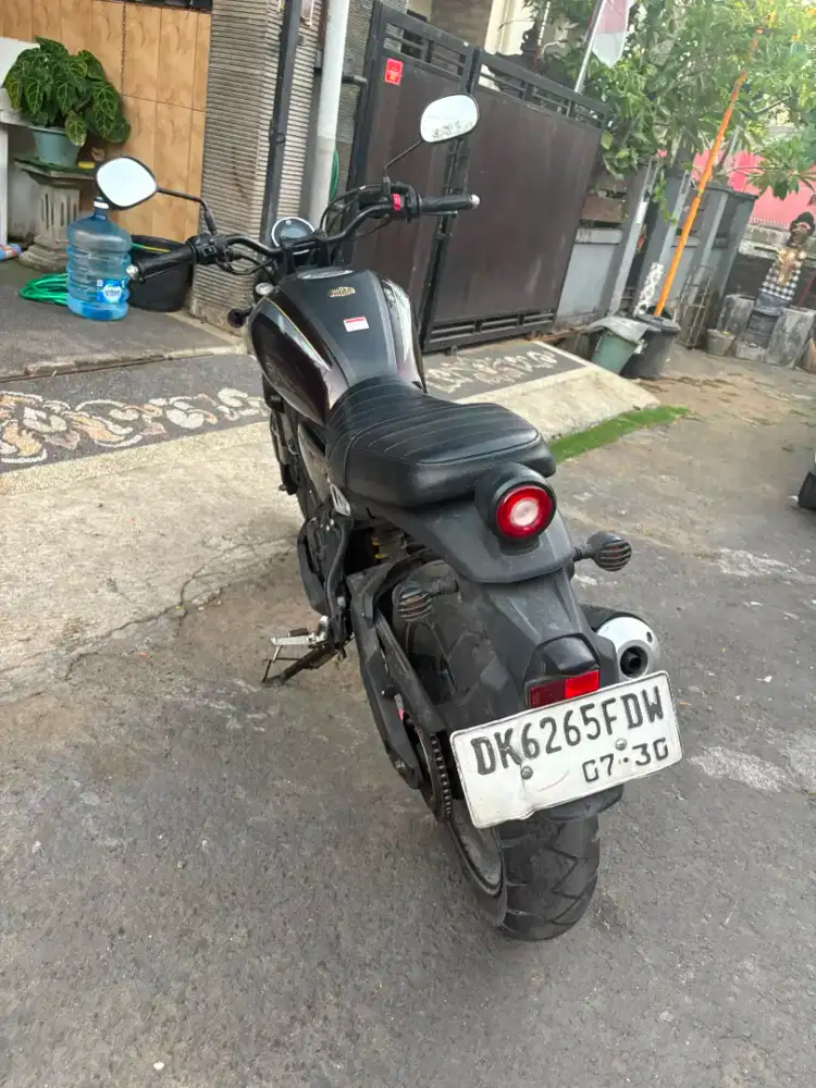 Yamaha XSR 2025