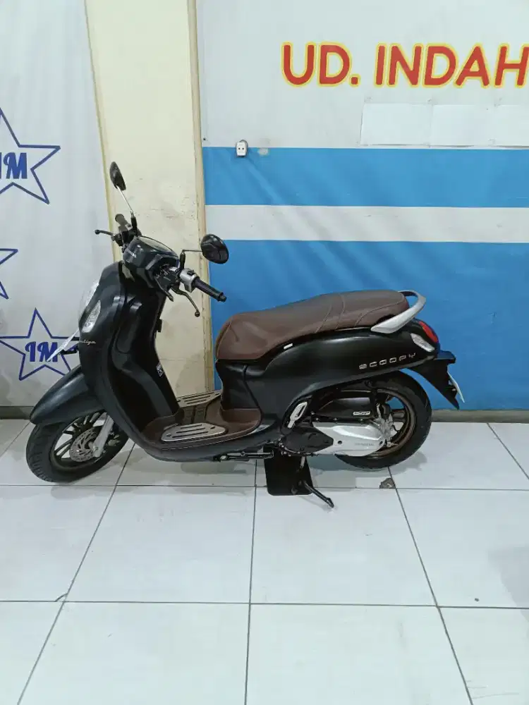 Plat L Surabaya HONDA SCOOPY ESP STYLISH PRESTIGE KEYLLES REMOT 2024