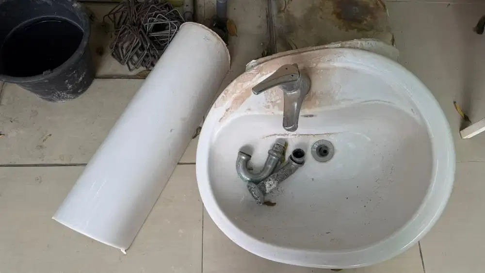 wastafel dan badannya