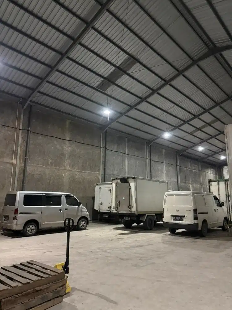 DICARI SUPIR ANTAR BARANG