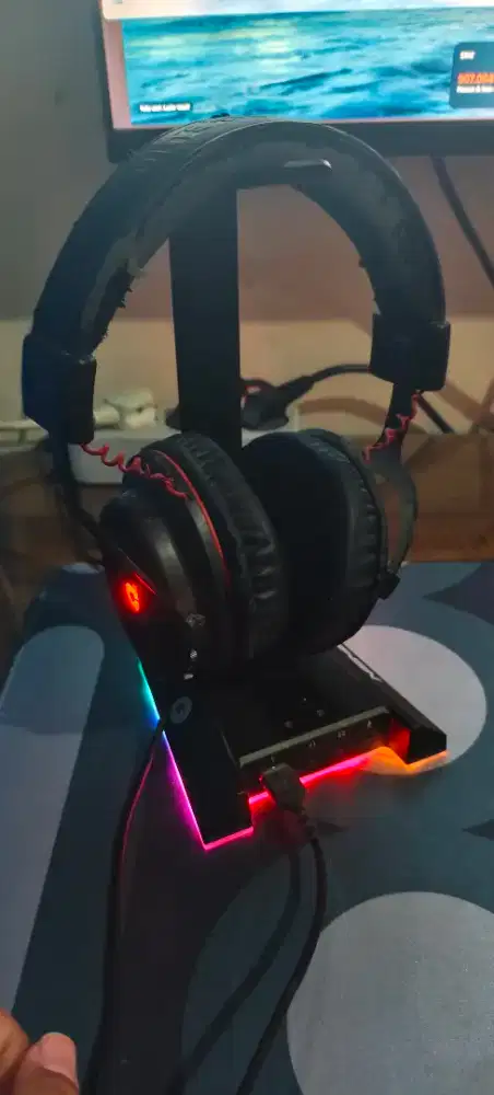 Bundle Headset Gaming dBE GM500 + Headset Stand RGB NYK Nemesis T10