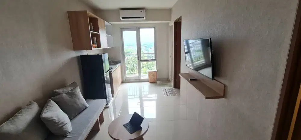 JUAL APARTEMEN FULL FURNISHED THE OAK TOWER PULOGADUNG 2 BR HOOK 43 m²