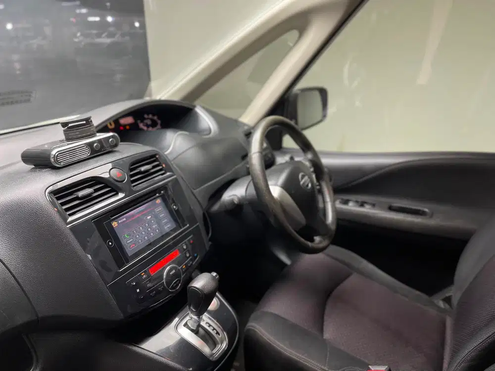 IRIT GESIT?! Nissan Serena HWS 2.0 Panoramic 2013 A/T