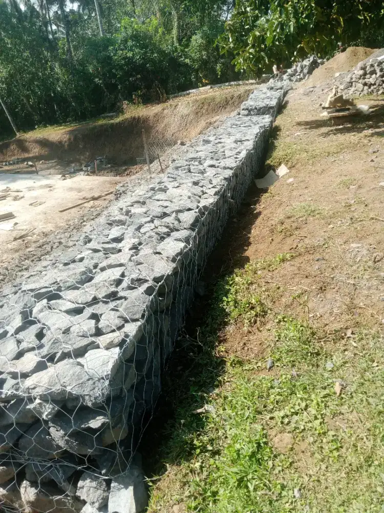 Dijual Bronjong Penahan Longsor