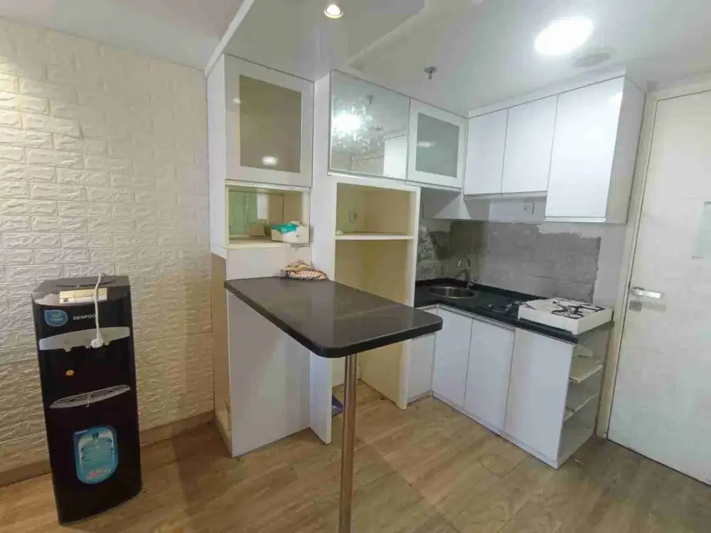 Djual partement Springlake Summarecon Bekasi. 2 Kamar dan furnish.