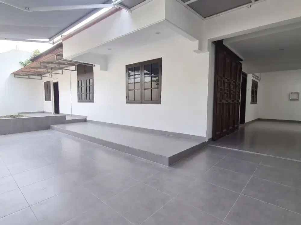 RUMAH DI DURI KEPA KEBON JERUK STRATEGIS COCOK UNTUK KOS HUNIAN DAN TEMPAT USAHA DEKAT KE UNIVERSITAS TOL RUMAH SAKIT