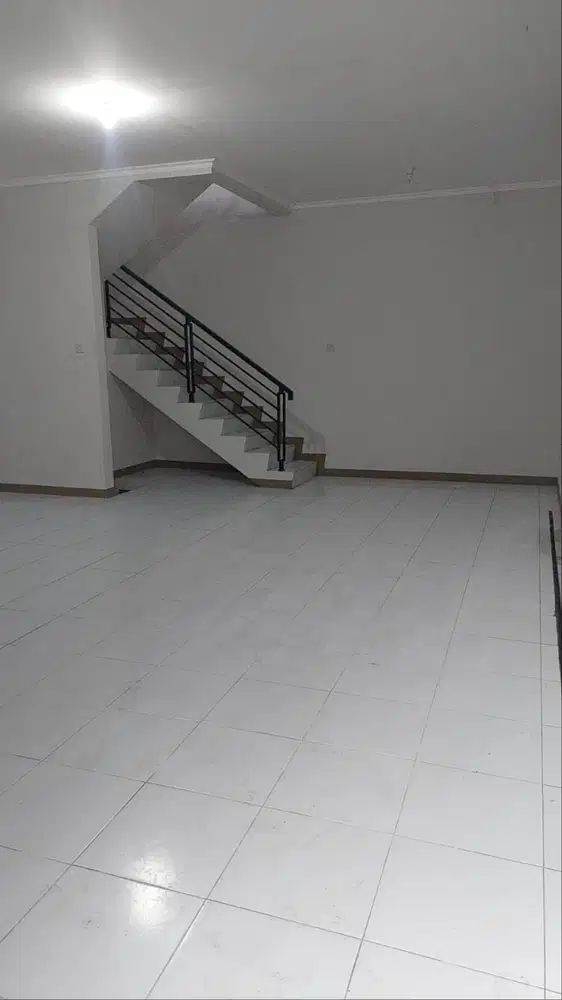 Disewakan Ruko 2 Lantai Siap Ditempatin Di Katapang Bandung