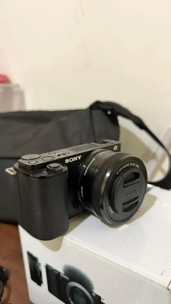 Kamera Sony ZV E-10 Kit 16-50mm + SD Card Lexar 128gb