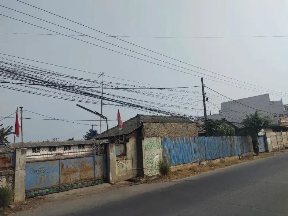 DIJUAL CEPAT Sebidang Tanah &:Bangunan, Lok sngt strategis di Cikampek