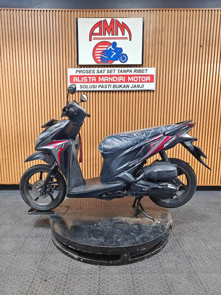 VARIO KZR GREESS BERKELAS BERKUALITAS SS LENGKAP BISA NEGO DAN COD
