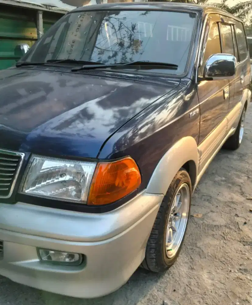 Di Jual Kijang Krista automatic