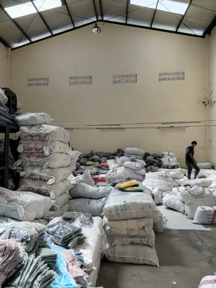 Dijual Gudang siap pakai dekat tol di sayap Taman Kopo Indah Bandung