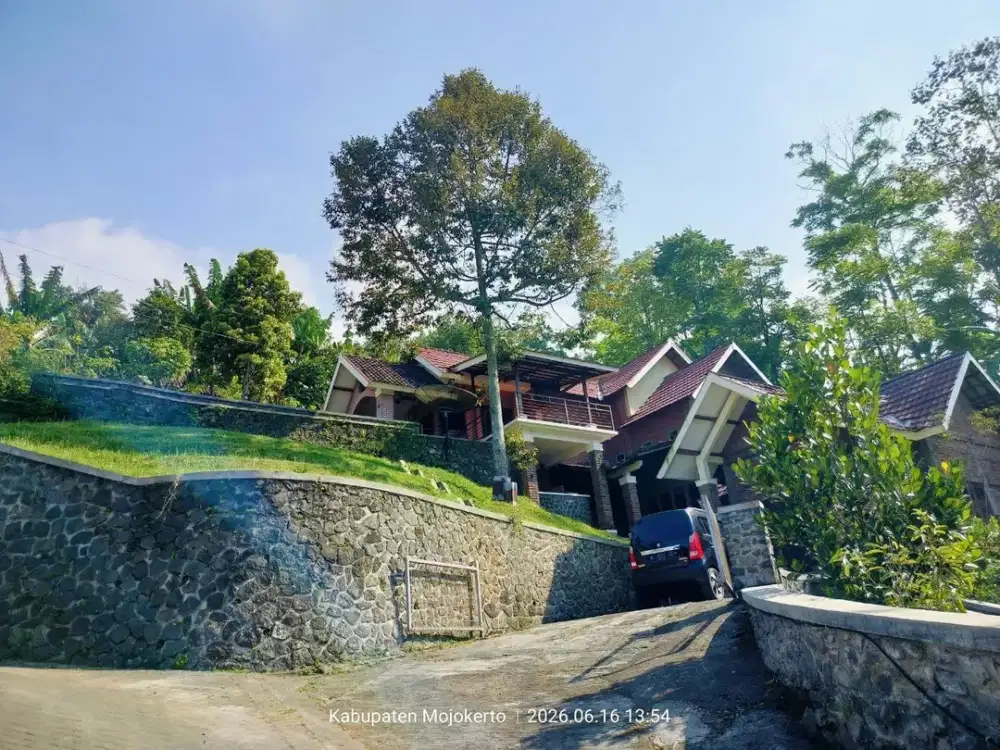 DIJUAL VILLA DEPAN TAMAN GHANJARAN, TRAWAS – MOJOKERTO