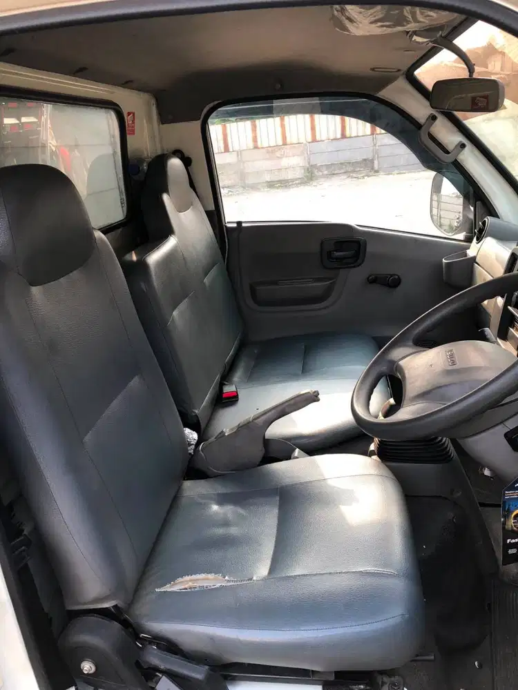 2023 Isuzu Traga 2.5 Box Semi Aluminium Pickup