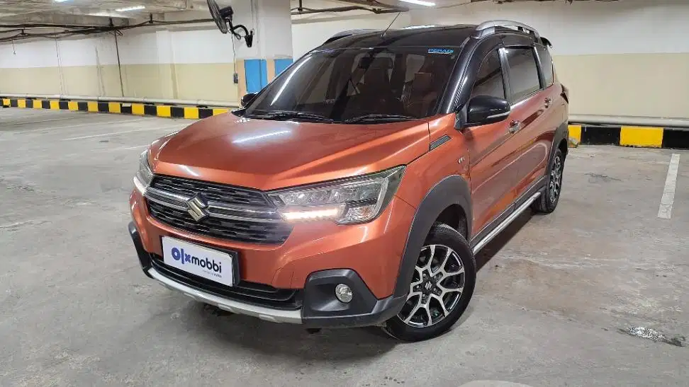 DP MURAH Suzuki XL7 1.5 Alpha Bensin-MT 2021 Orange C2EIZ