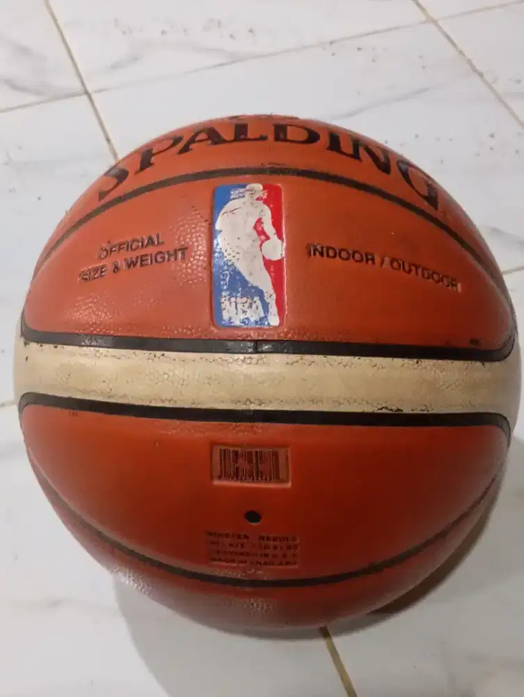 Spalding NBA Replica Indoor/Outdoor Basketball