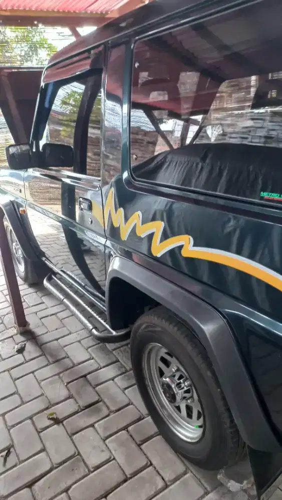 Dijual santai khusus kolektor Daihatsu Feroza 1994 full original