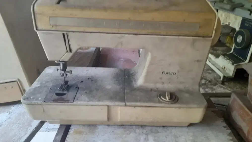 mau jual mesin jahit