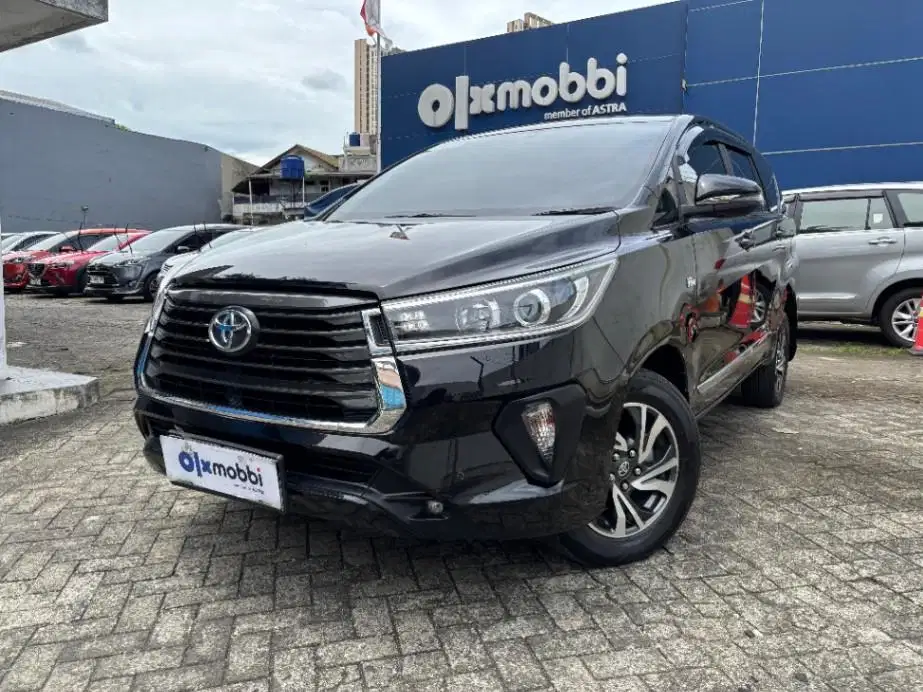 DP MURAH Toyota Kijang Innova 2.0 V Bensin-MT 2022 Hitam C1DPE