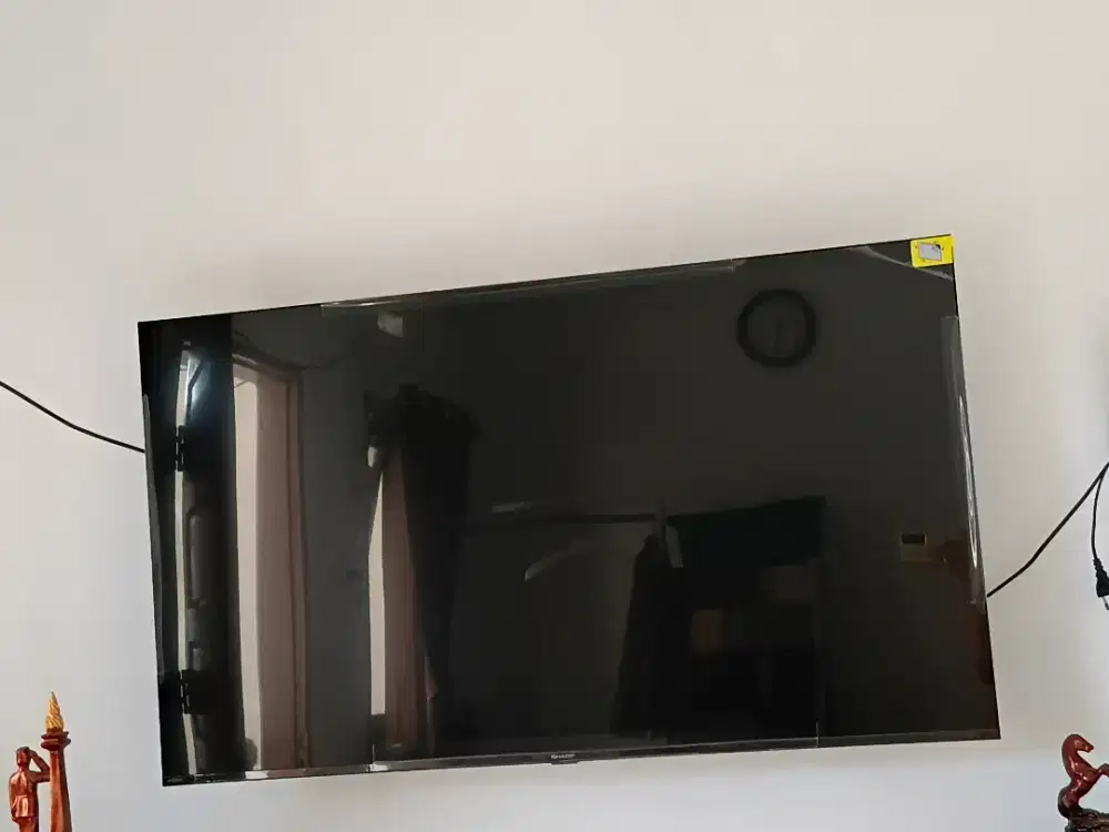 Djual LED TV Sharp 50 inchi