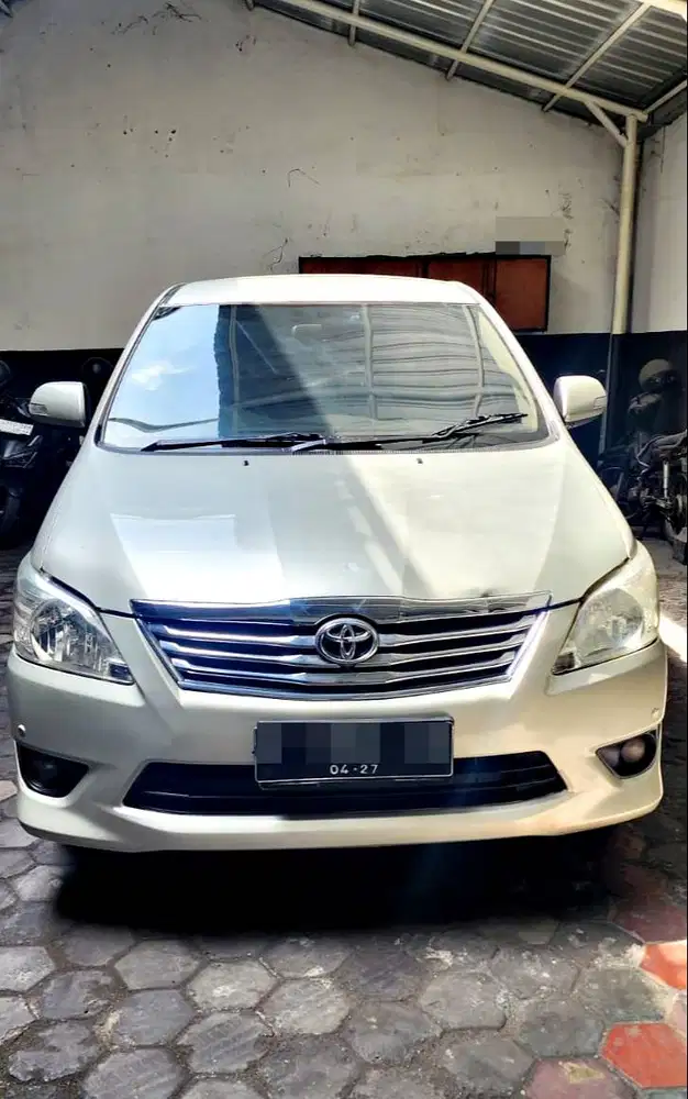 TOYOTA INNOVA 2.5V, DIESEL, A/T (2012)