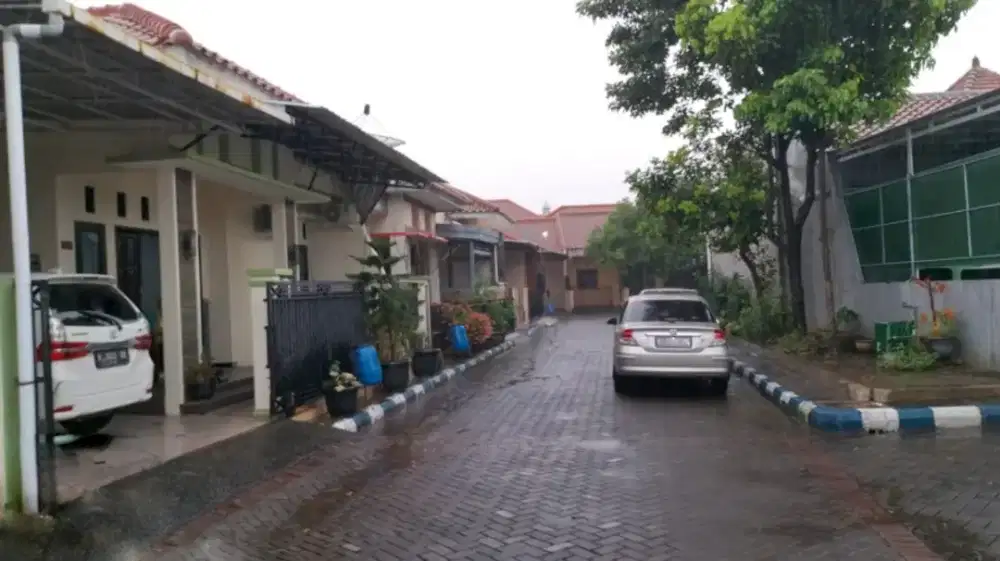 Rumah dijual cepat BU strategis one gate sistem bumi rendeng baru