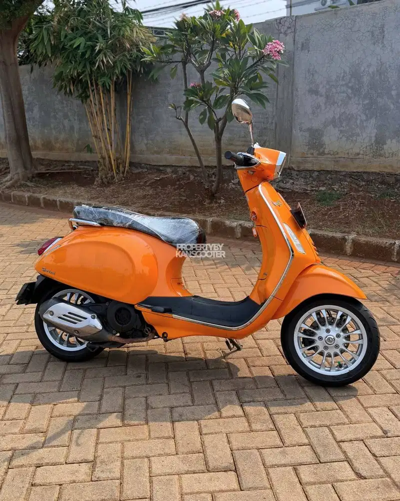 VESPA SPRINT 150 3V 2015 BERGARANSI