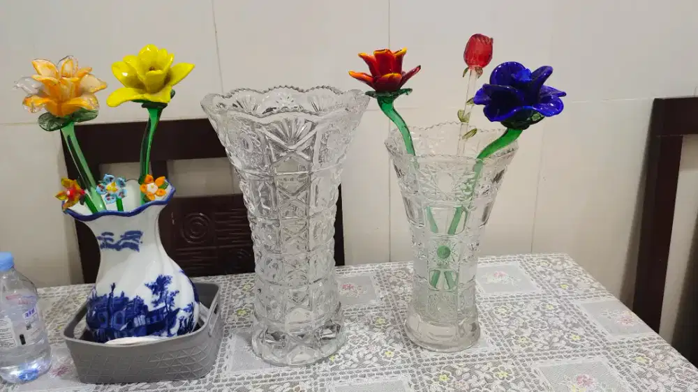 Dijual Pot Keramik & Pot Kaca (2Pcs) dan kembang bunga tulip free