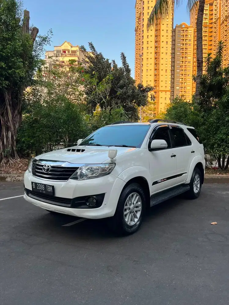 Toyota Fortuner G VNT 2014