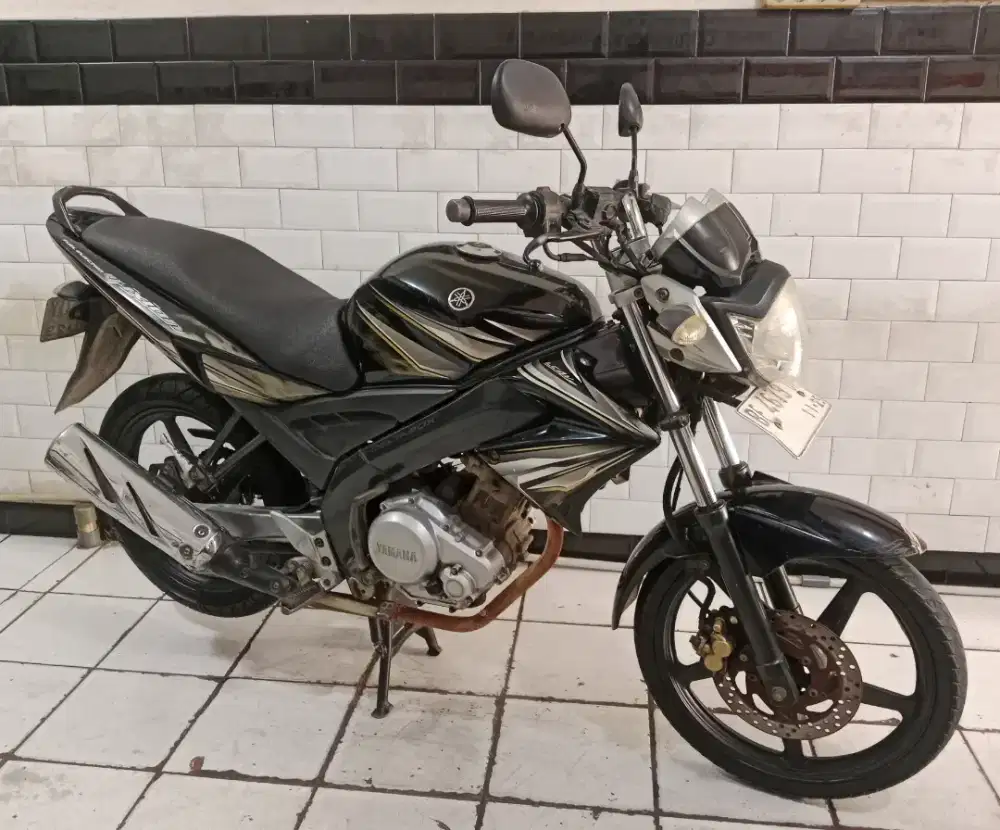 YAMAHA VIXION OLD TAHUN 2014 CAKEP LENGKAP