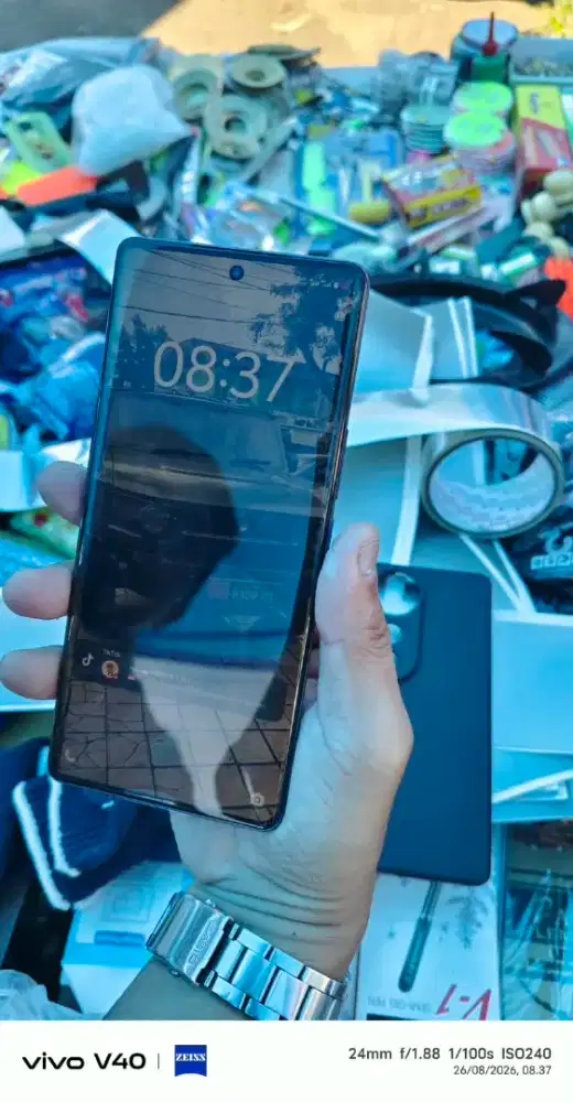 Vivo v40 5g 8/256