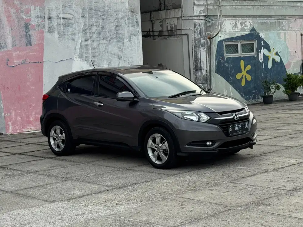 PALING MURAH !! DP 10jt HRV E CVT MATIC 2017 !! HONDA HR-V MURAH !!