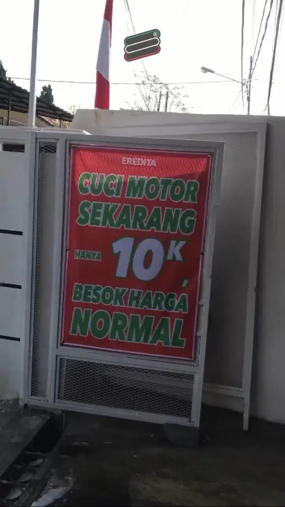 Operator Cuci Motor