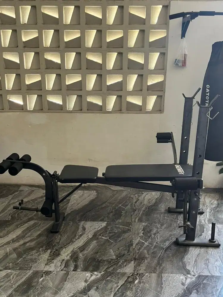 Alat gym dirumah oneTwoFit