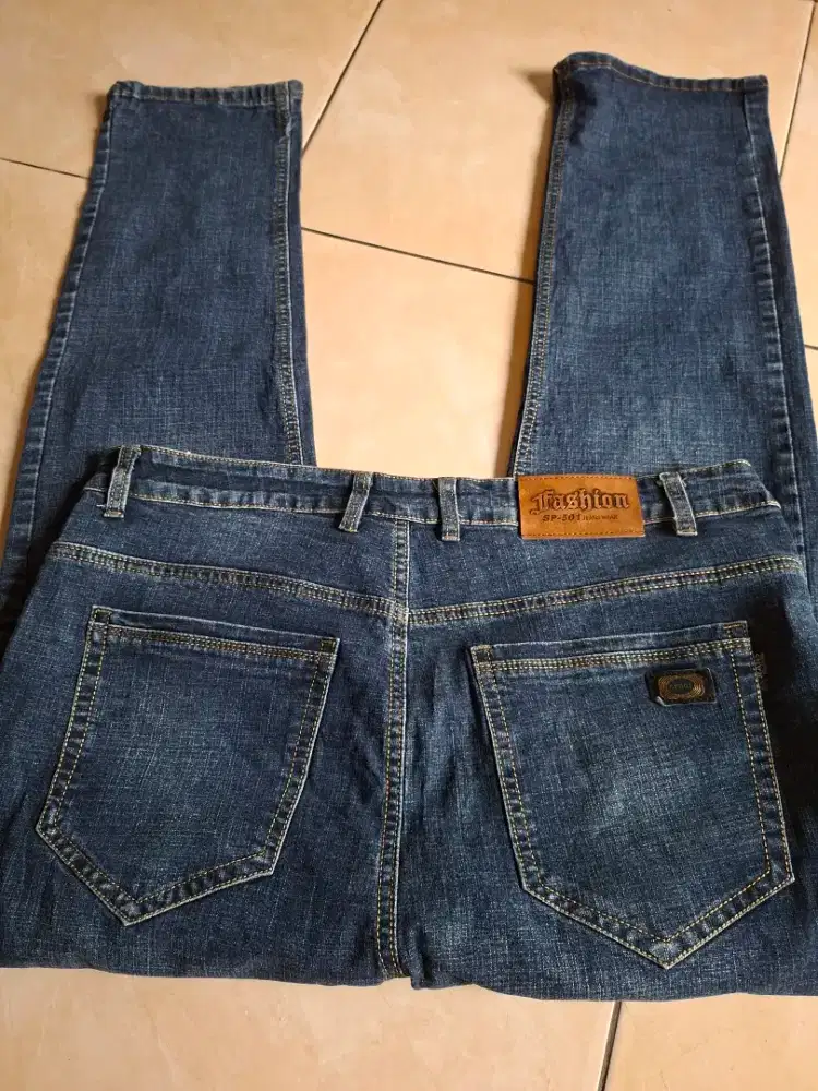 Jeans pria size 35 cm