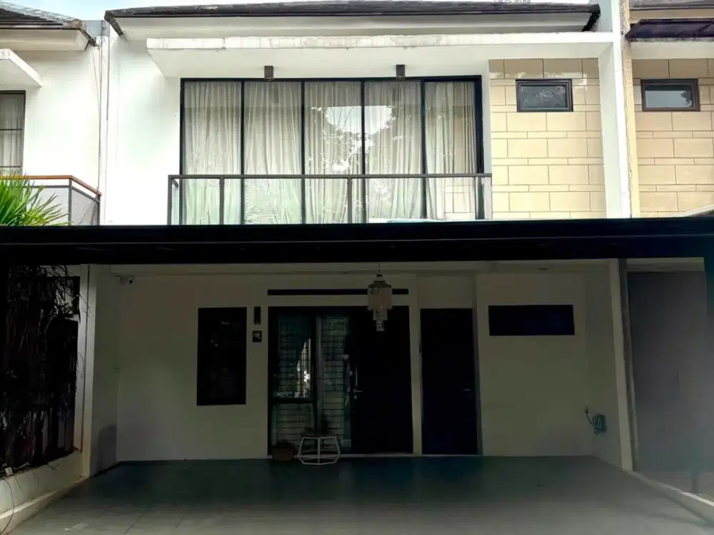 Dijual Rumah Bagus Siap huni di Golden Park Serpong