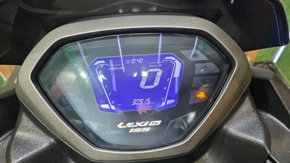 UD ENY MOTOR - Yamaha Lexi 155 S thn 2024