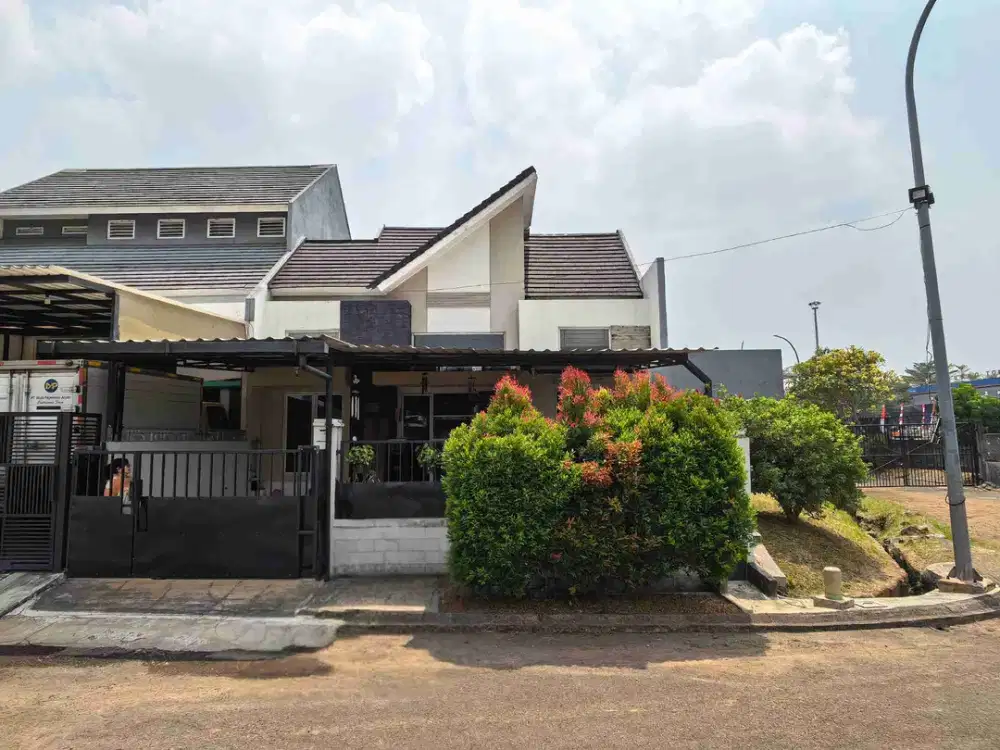 Rumah Rapi Hoek Siap Huni Selatan Park Serpong