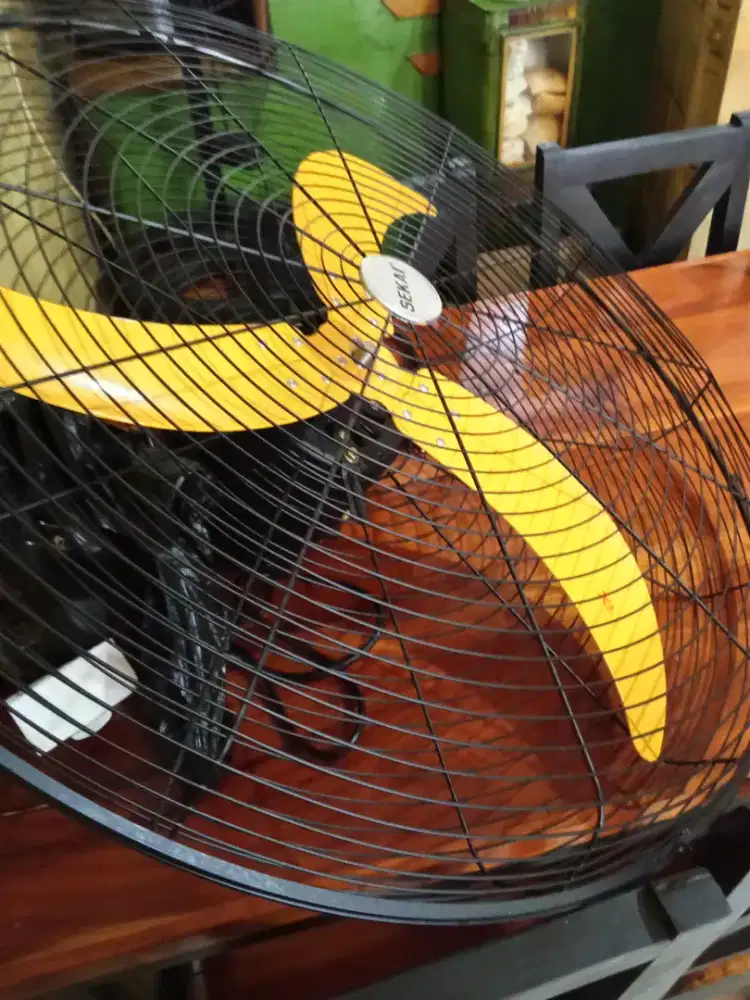 Di jual kipas angin buat di dapur