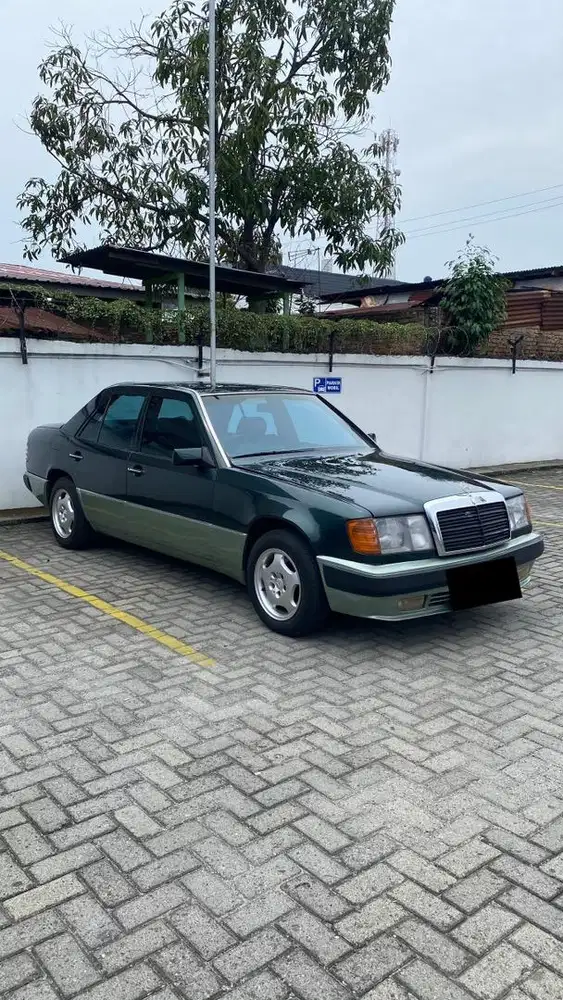 Mercedes benz w124 mercy E300